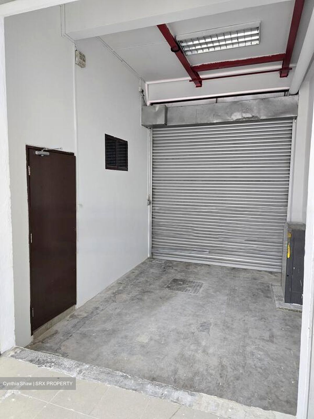Sam Leong Road (D8), Shop House #566778681